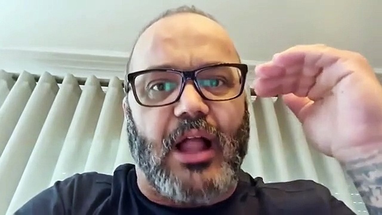 "Estou livre do vírus, estou curado", festeja Fernando Rocha