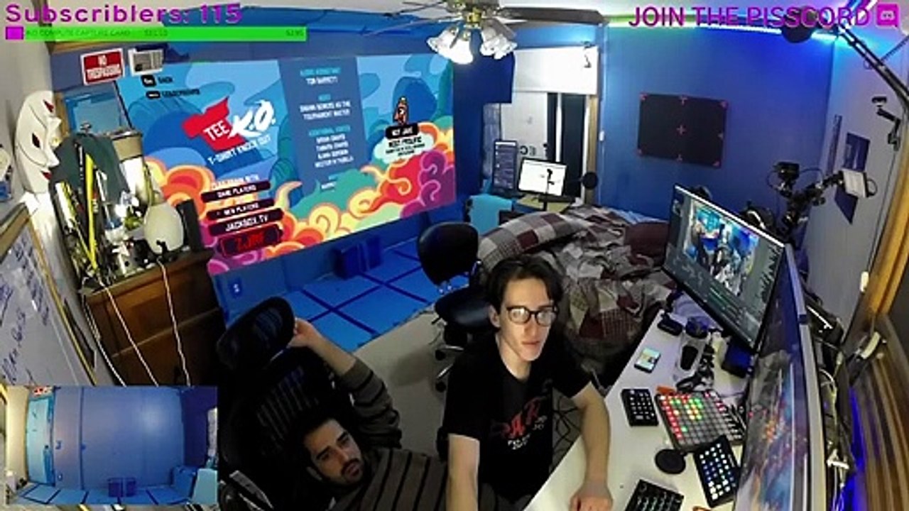 she forgot to turn off her stream...