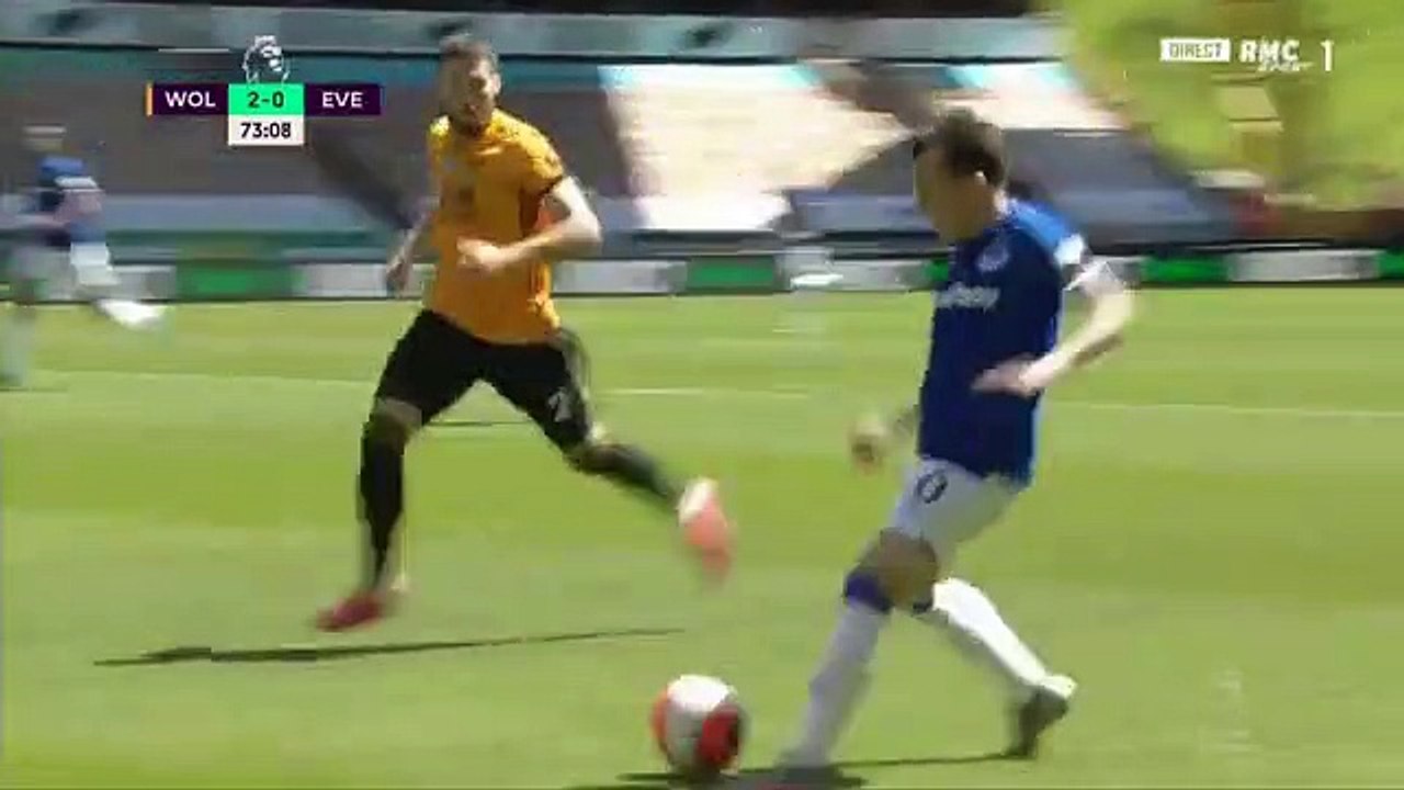 Wolverhampton-Everton