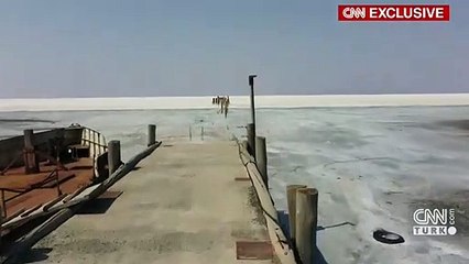 İran'ın ünlü Urmiye Tuz Gölü kurumaya yüz tuttu