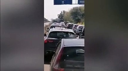 fila de carros em Roma