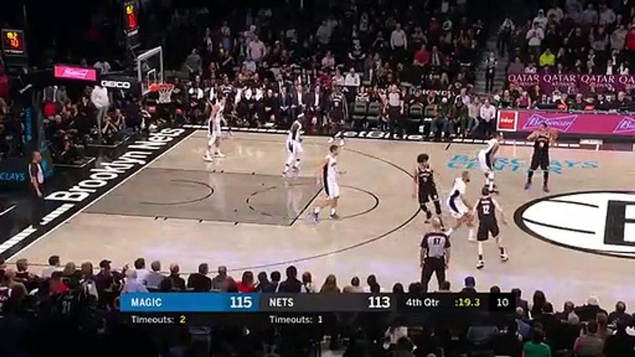 Bloco de Aaron Gordon
