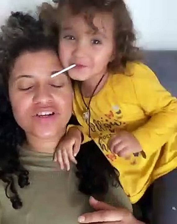 Blaya Rodrigues lança desafio do papel higiénico. E você, consegue fazer?