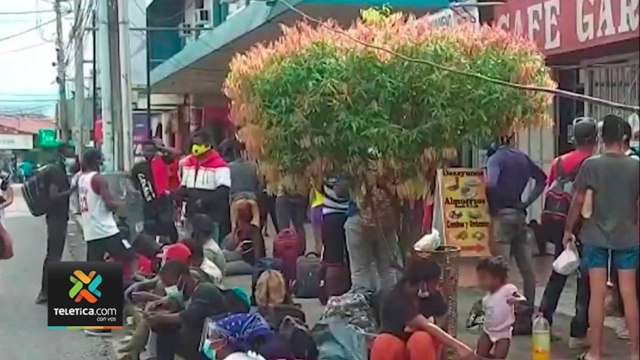 tn7-miles-de-haitianos-venezolanos-y-cubanos-estan-varados-en-paso-canoas-100821