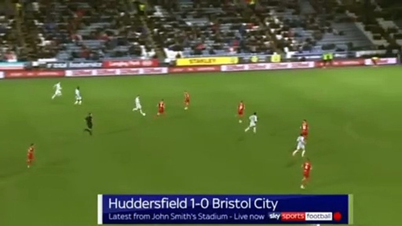 Golo de Willock pelo Huddersfield