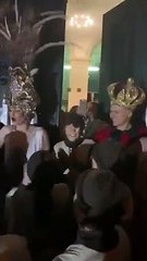 Em pleno Carnaval, Luciana Abreu canta êxito de "Floribella" com fãs