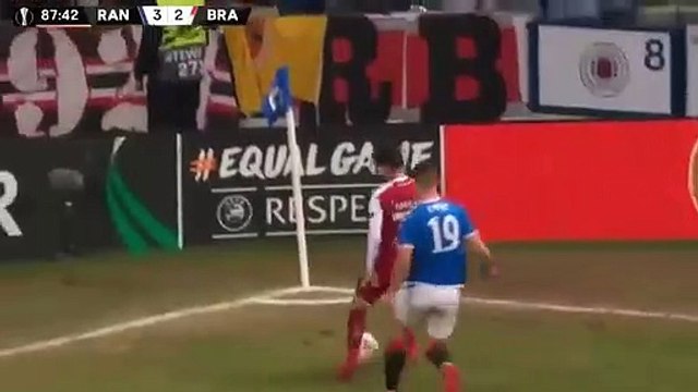 A finta de Trincão frente ao Rangers que deixou os espanhóis loucos