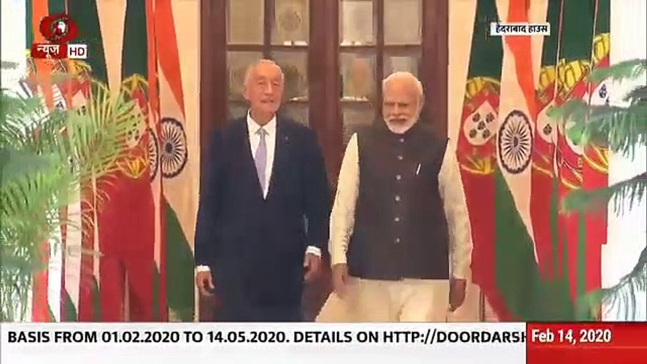 Aperto de mão a Modi