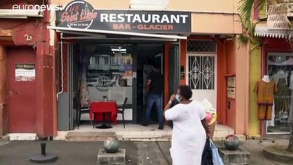 Martinica entra em "segunda fase de confinamento" para travar explosão de casos de covid-19