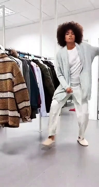 Ana Sofia Martins assinala Dia do Pijama com dança divertida