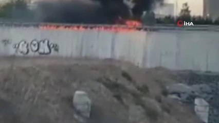 Basakşehir'de seyir halindeki otomobil alev topuna döndü