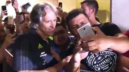 Jorge Jesus entre os adeptos do Flamengo