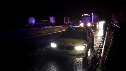 Camião encontrado com 15 pessoas no interior em Inglaterra