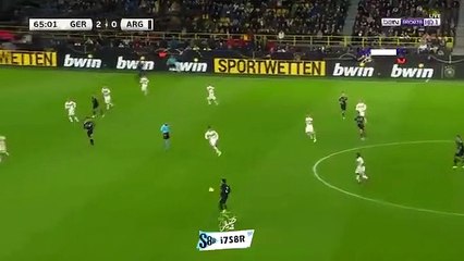 Golo de Lucas Alario diante da Argentina