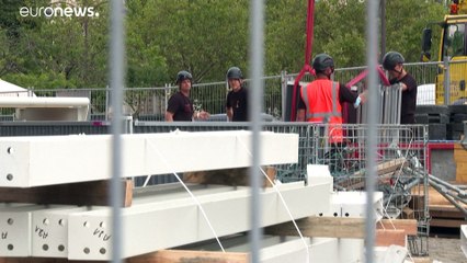 Мечта Христо Явашева: Триумфальную арку "упакуют"