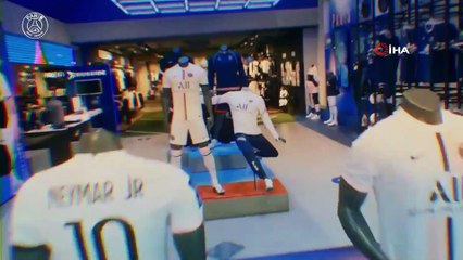 Lionel Messi resmen PSG'de