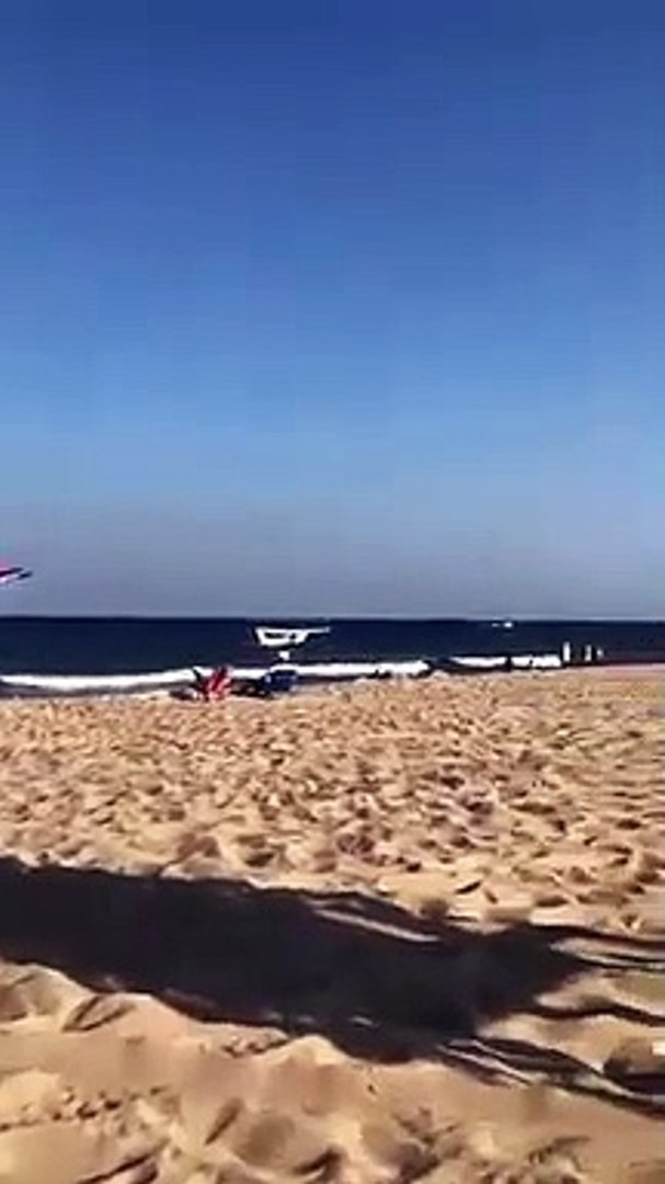Avião aterra de emergência e vídeo assustador mostra momento em que avaria  aconteceu
