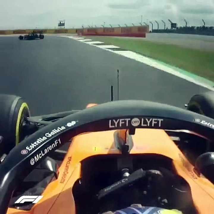 Quase inacreditável: Fórmula 1 quase atropela um coelho em plena prova