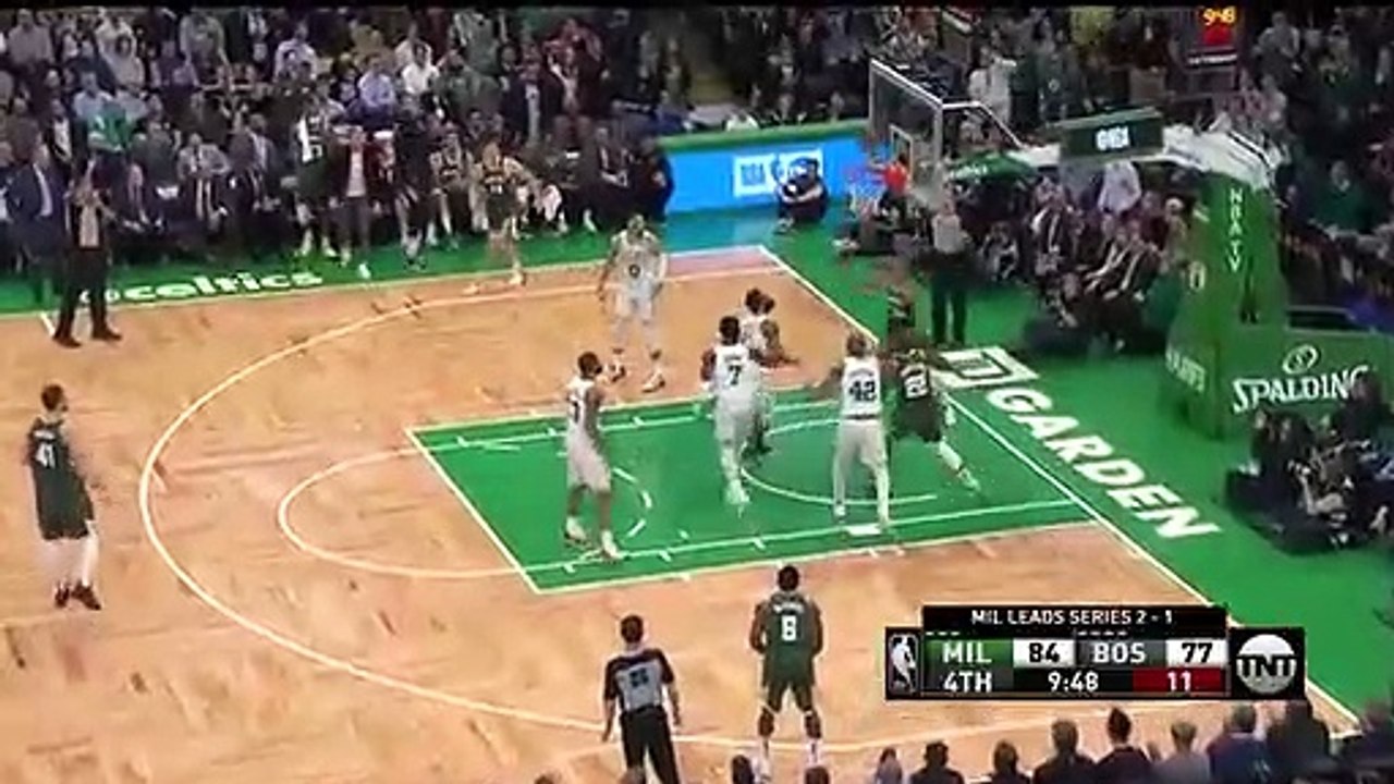 Giannis Antetokounmpo - Slam