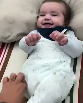 Carolina Deslandes derrete de novo fãs com imagens do filho. Que amor