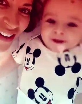 Dânia Neto surpreende fãs com vídeo amoroso do filho