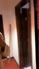 João Manzarra dá ouvidos a críticas e limpa o espelho da sua casa