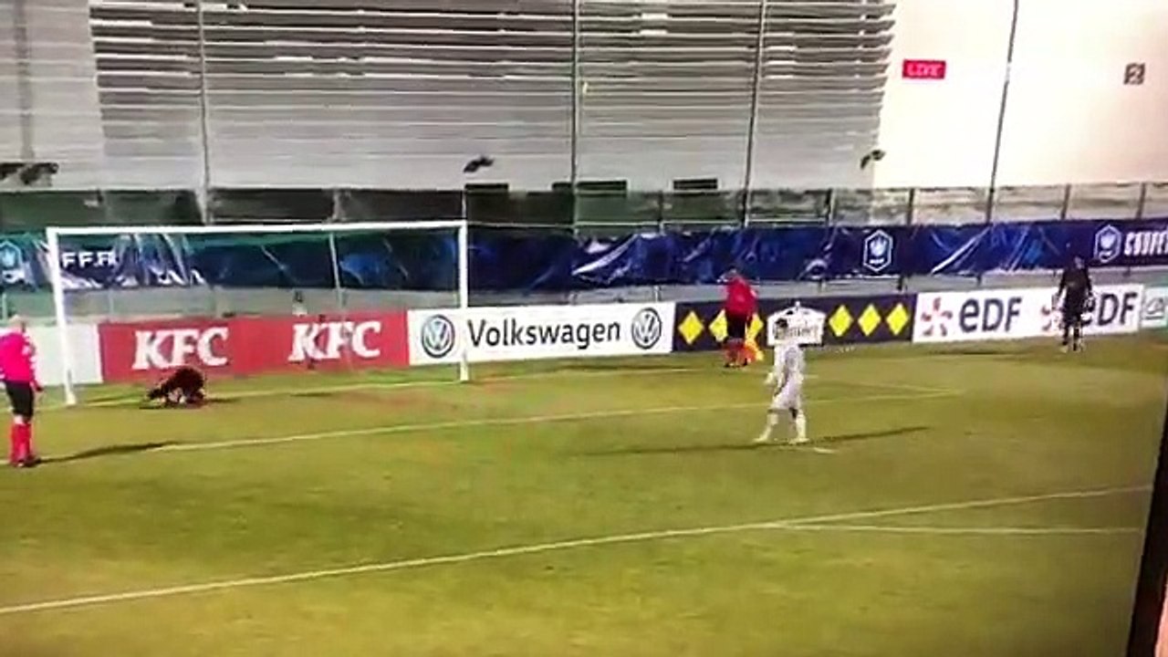 Jogador expulso durante a lotaria dos penáltis