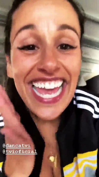 Cadelas de Rita Pereira assistem ao ensaio para o "Dança Com As Estrelas"