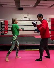 Judite Sousa pratica kickboxing... ao lado de Ricardo Araújo Pereira