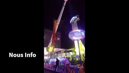 Passaram a meia-noite presos em carrossel a 52 metros do chão