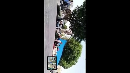 Imagens mostram o pânico após atentado durante parada militar