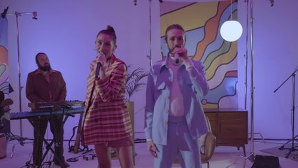 Esteman - Te Alejas Más De Mí