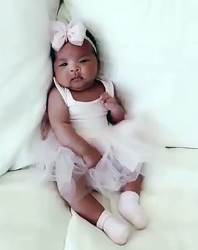 Khloé Kardashian partilha vídeo ternurento da filha True