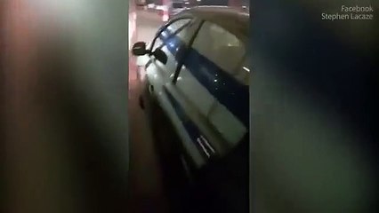 Condutor de Uber seguiu com carro pelo passeio e culpa taxistas por isso