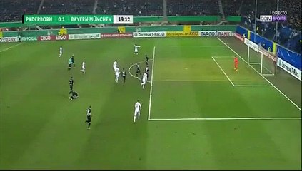 Golo de Coman, assistência de Robben