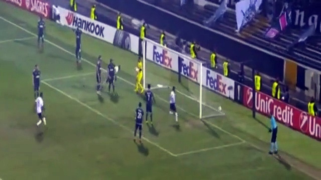 V. Guimarães