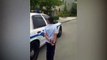 Mãe grava momento em que filho de sete anos é detido pela polícia