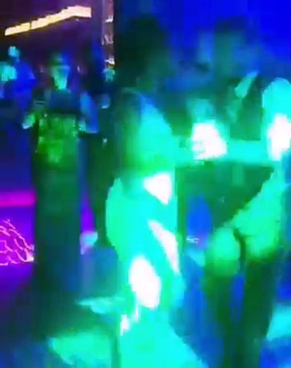 Os pés de Lionel Messi dançam dentro e fora dos relvados… na pista de dança