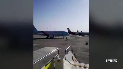 Errou e em desespero tentou parar o avião com as mãos