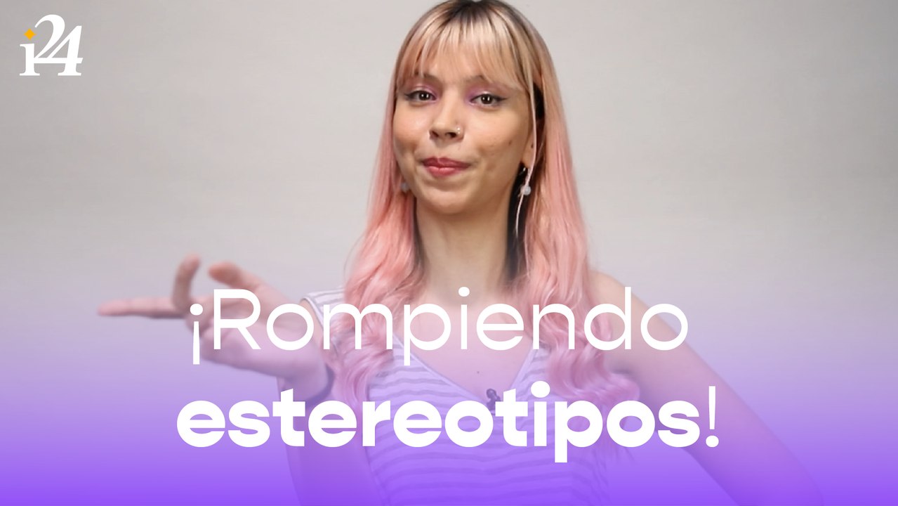 Hombre viste falda y tacones para romper los estereotipos
