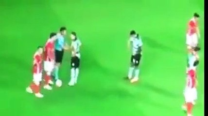 Lindelof avançou a bola no golo ao Sporting