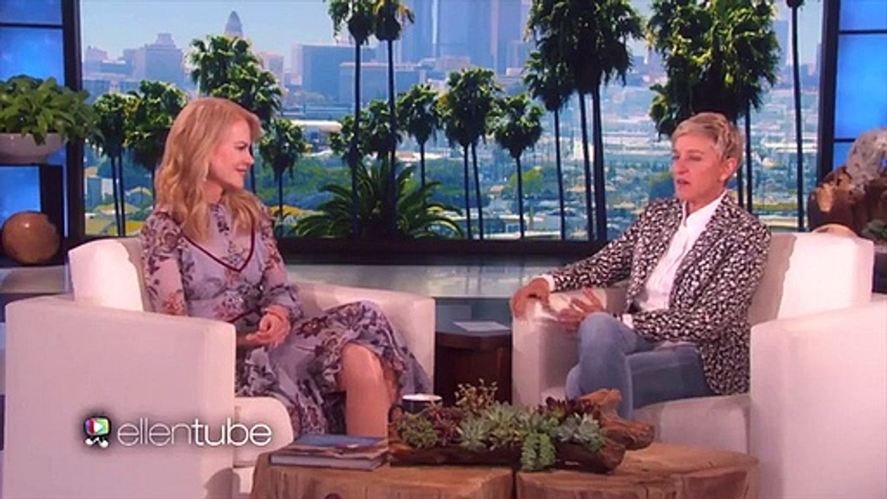 Nicole Kidman mostra que, afinal, sabe bater palmas