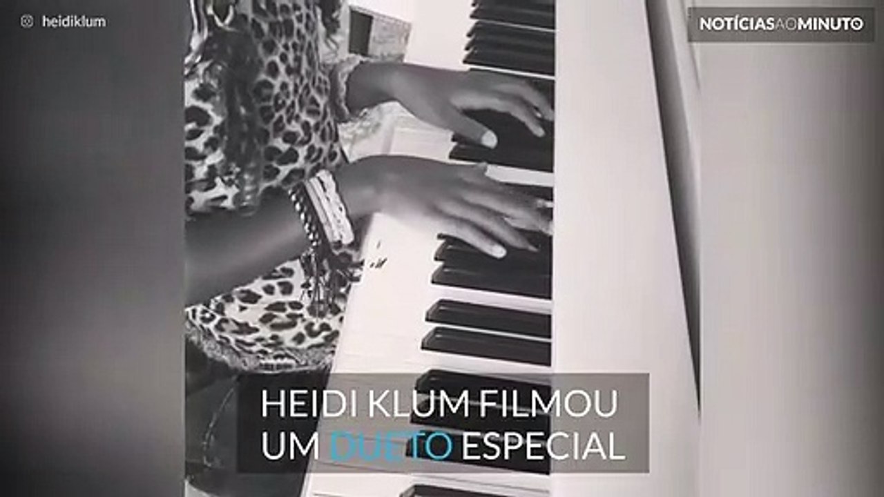 Filha de Heidi Klum num dueto ao piano com Seal