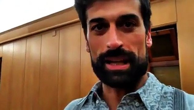 O que é que Raminhos anda a fazer numa casa mortuária?