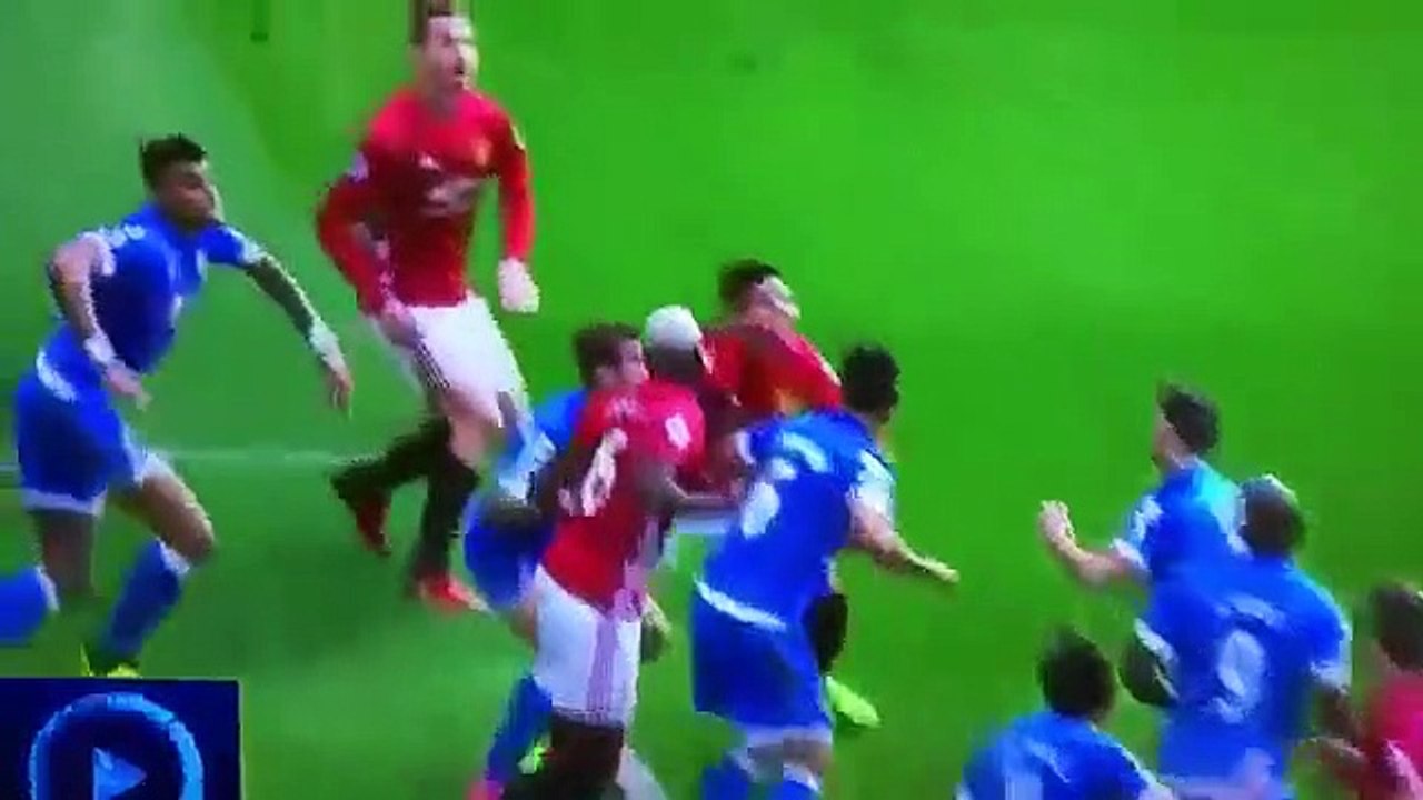 Conflito entre Ibrahimovic e Tyrone Mings