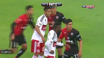 Golo espetacular do México