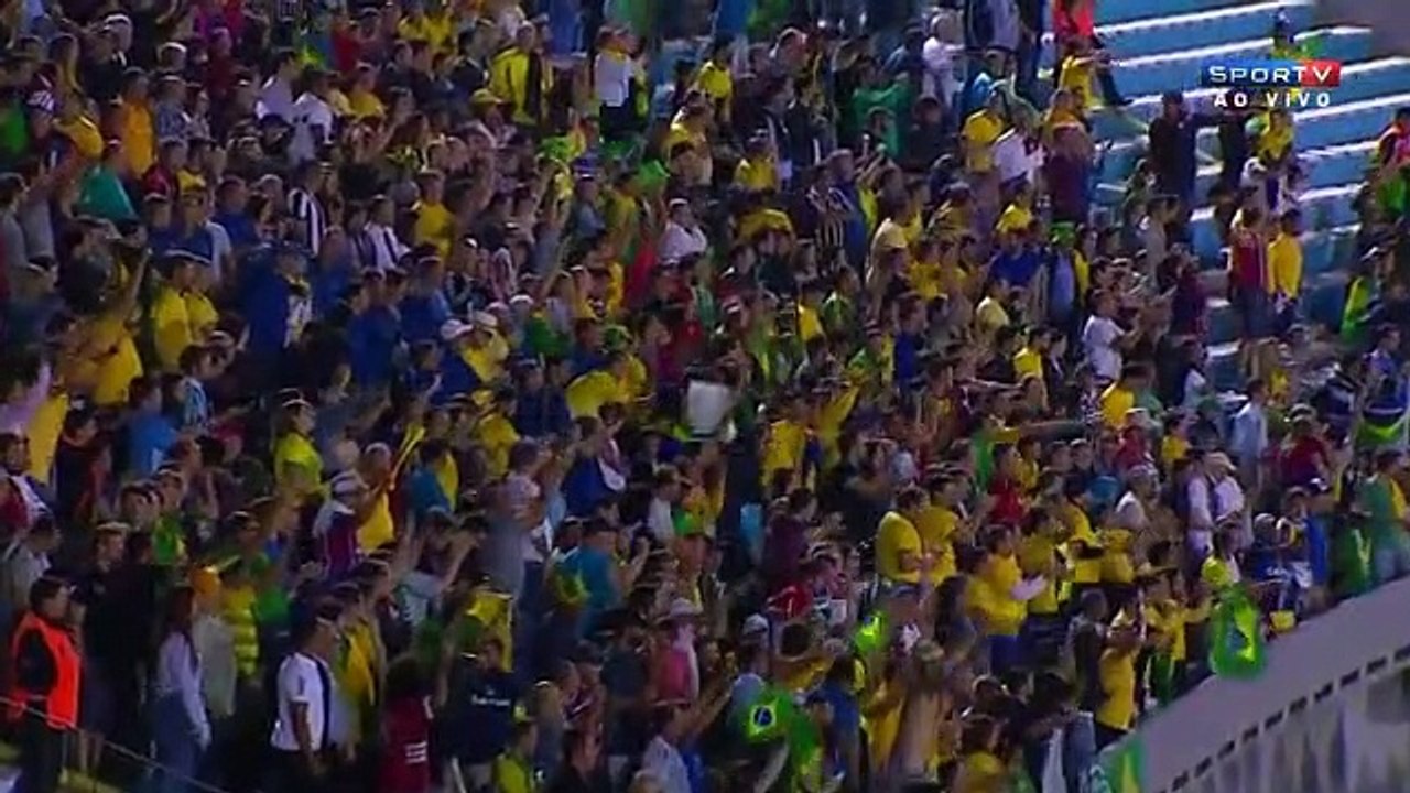 O espetacular golo de Neymar que Coates não teve pernas para evitar