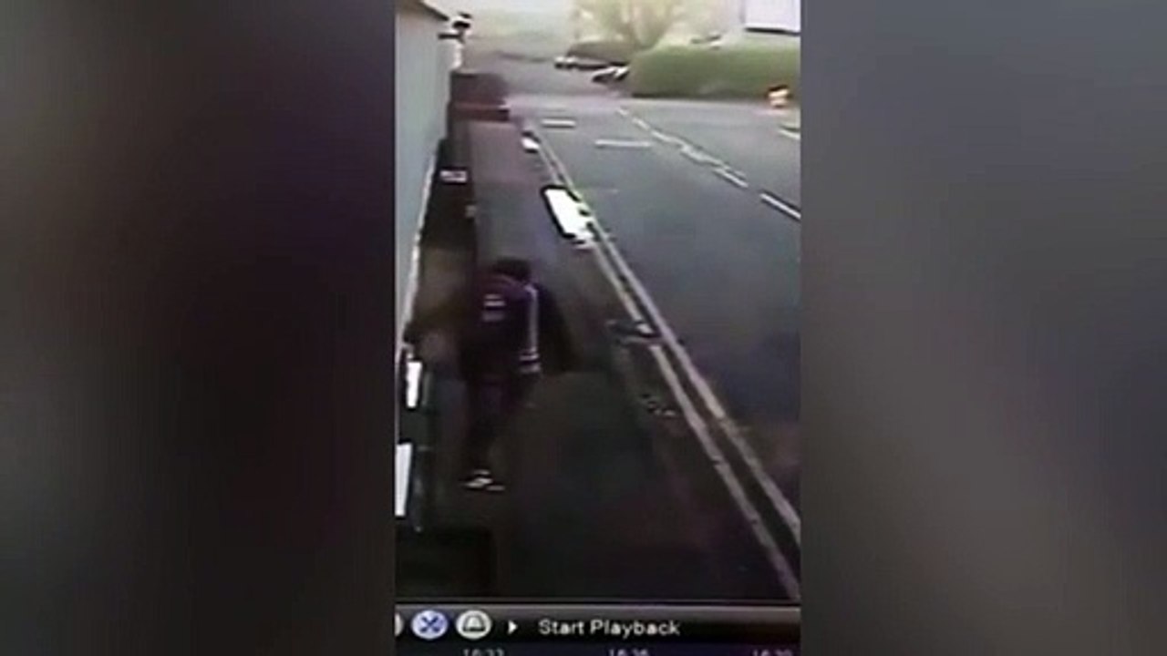 Sem-abrigo arranja um emprego e reage assim