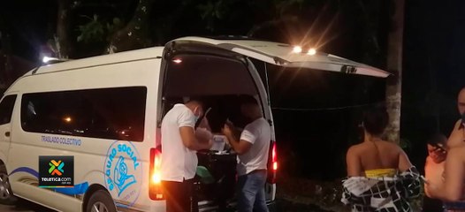 tn7-Vacumóvil-visitó-playas-de-Talamanca-ante-falta-de-interés-de-vecinos-por-vacunarse--100821