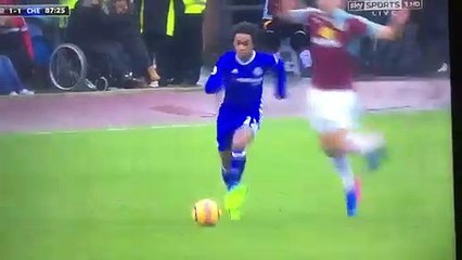Como travar Willian? Joey Barton não foi nada discreto e 'atropelou' o brasileiro